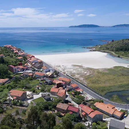 Casa A Laxe 3* O Pindo