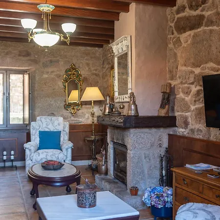 Guest house Casa A Laxe 3*