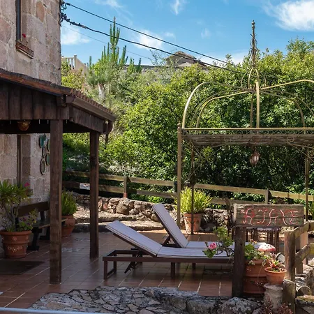 Casa A Laxe 3* O Pindo