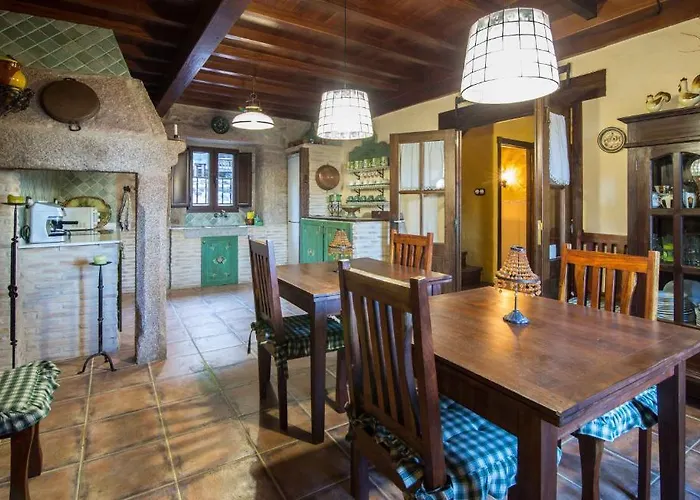 Konukevi Casa A Laxe O Pindo