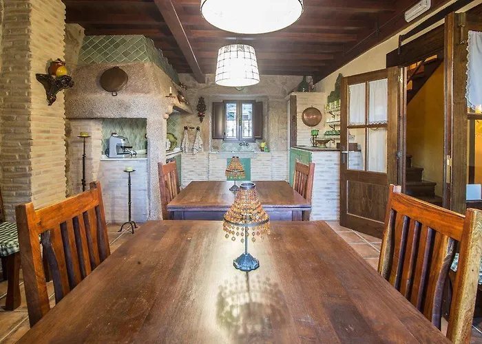 Konukevi Casa A Laxe 3*