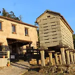 ゲストハウス Casa A Laxe 3*