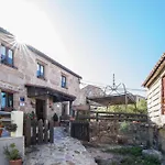 ゲストハウス Casa A Laxe 3*